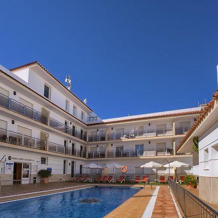 Hotel Apartamentos Loto Conil Коніль-де-ла-Фронтера Екстер'єр фото