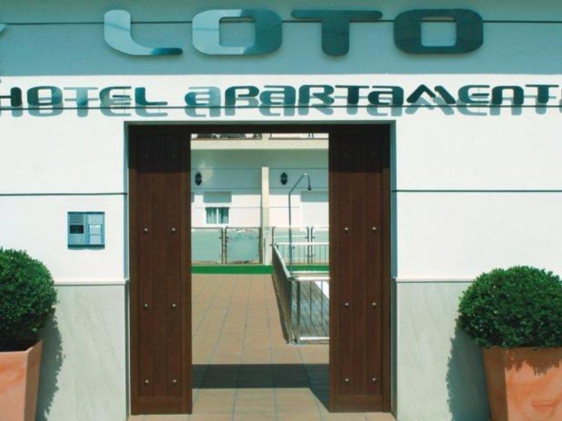 Hotel Apartamentos Loto Conil Коніль-де-ла-Фронтера Екстер'єр фото